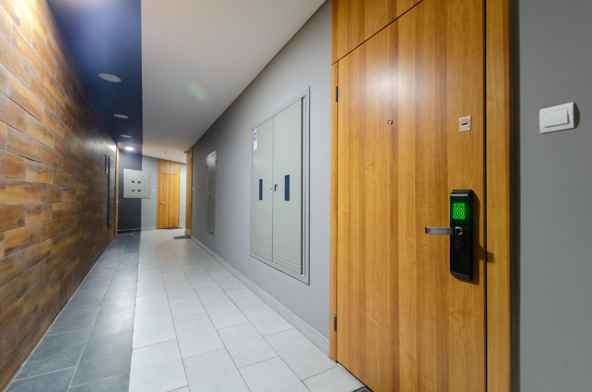 212 Petrovdom In Mint At Rc Kvartet Near Railway Station Apartment